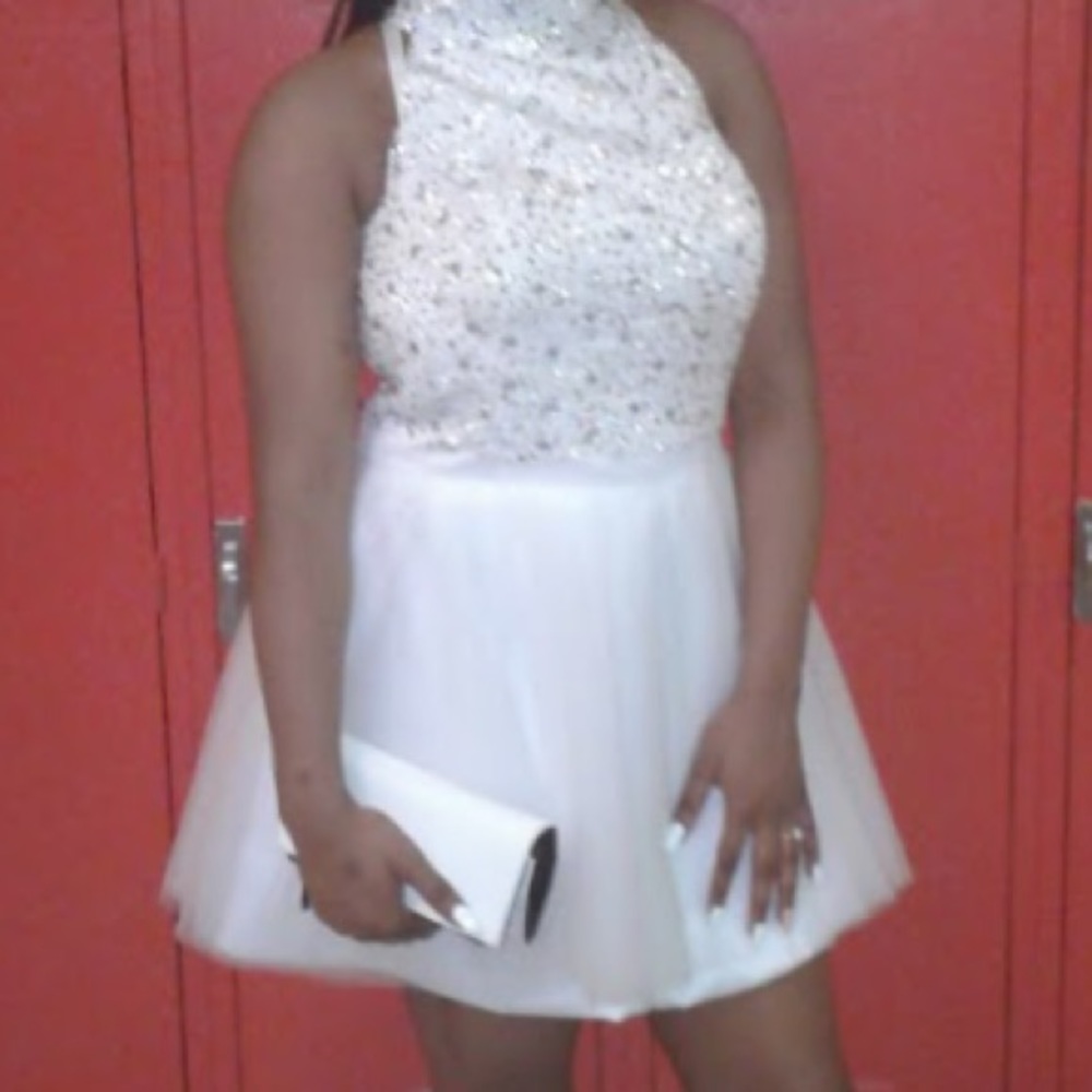 Graduation/Wedding/Prom Dress - Picture 2 of 6